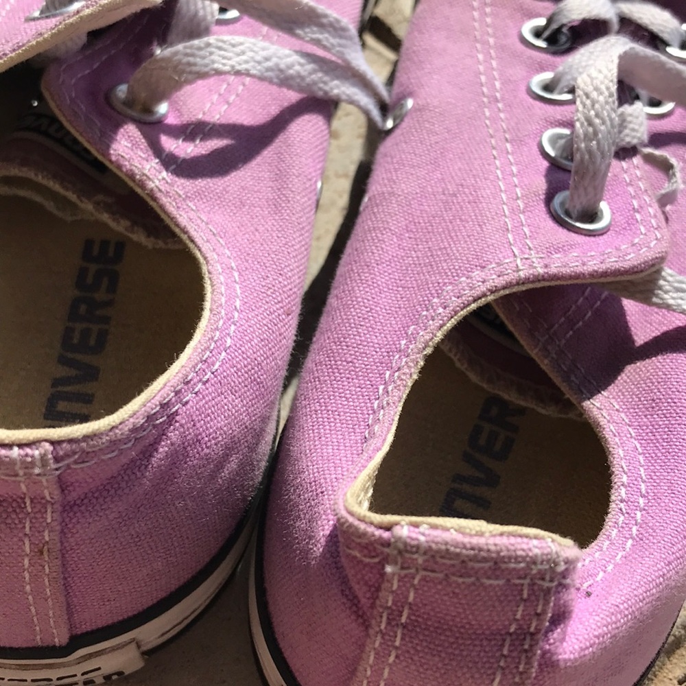 Purple converses - Picture 4 of 5